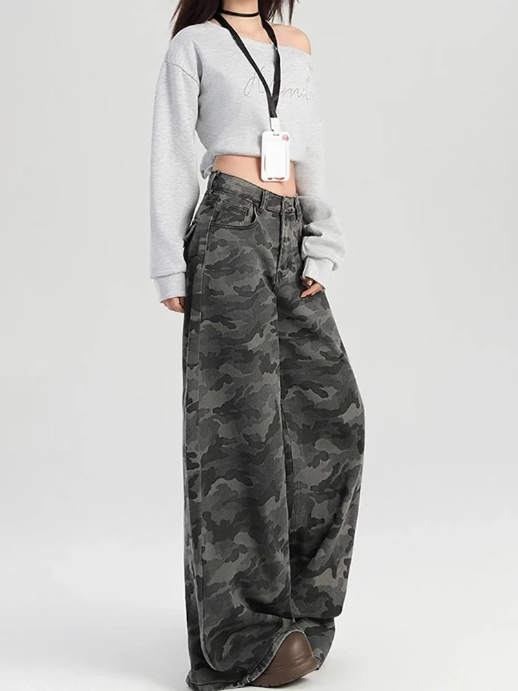 Vintage High Waist Baggy Camouflage Jeans