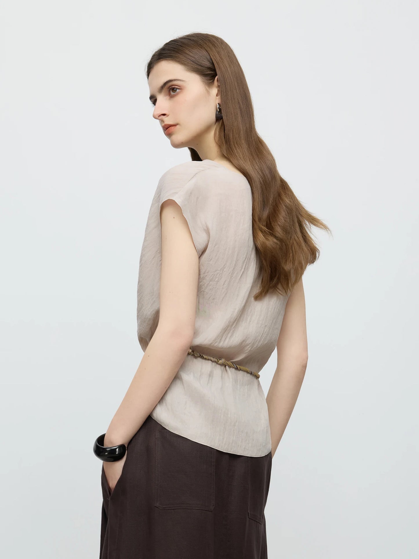 Luxury Draped Collar Sleeveless Set Shirt