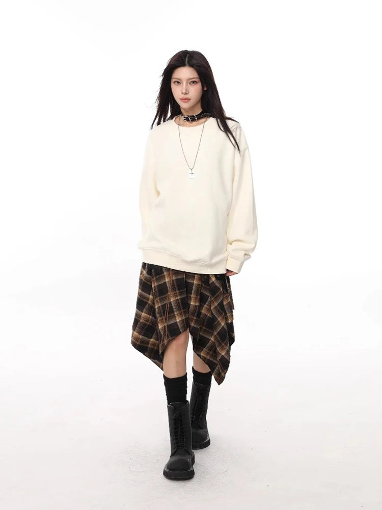 Versatile Loose Fit Solid Color Sweatshirt