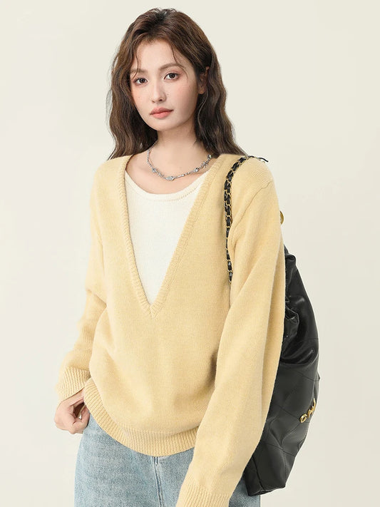 Elegant Contrast Color V-Neck Sweater