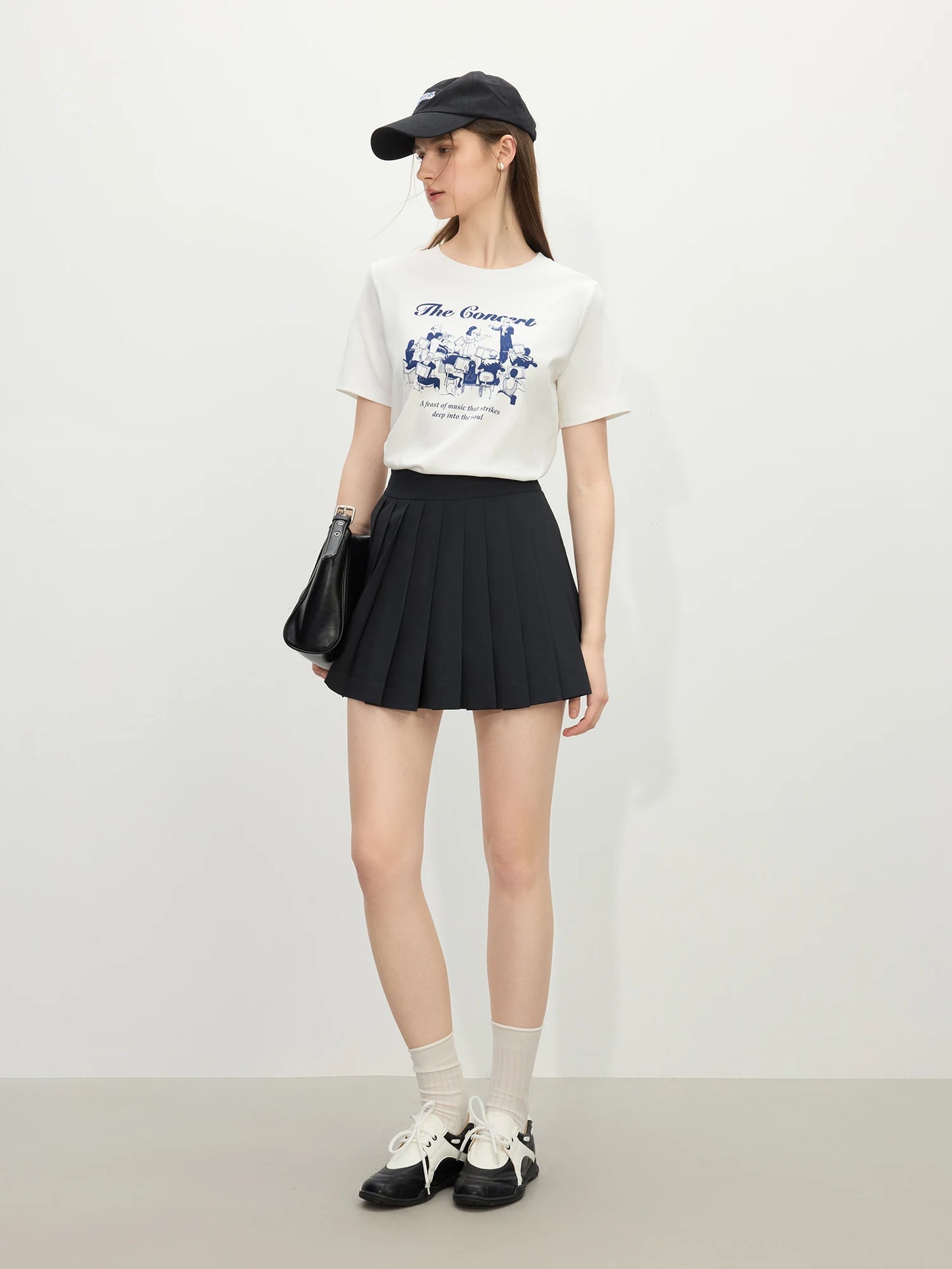 Chic Minimalist Pure Cotton Short-Sleeved T-Shirt