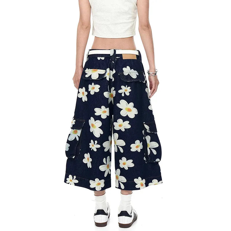 Vintage Daisy Print Summer Straight Shorts