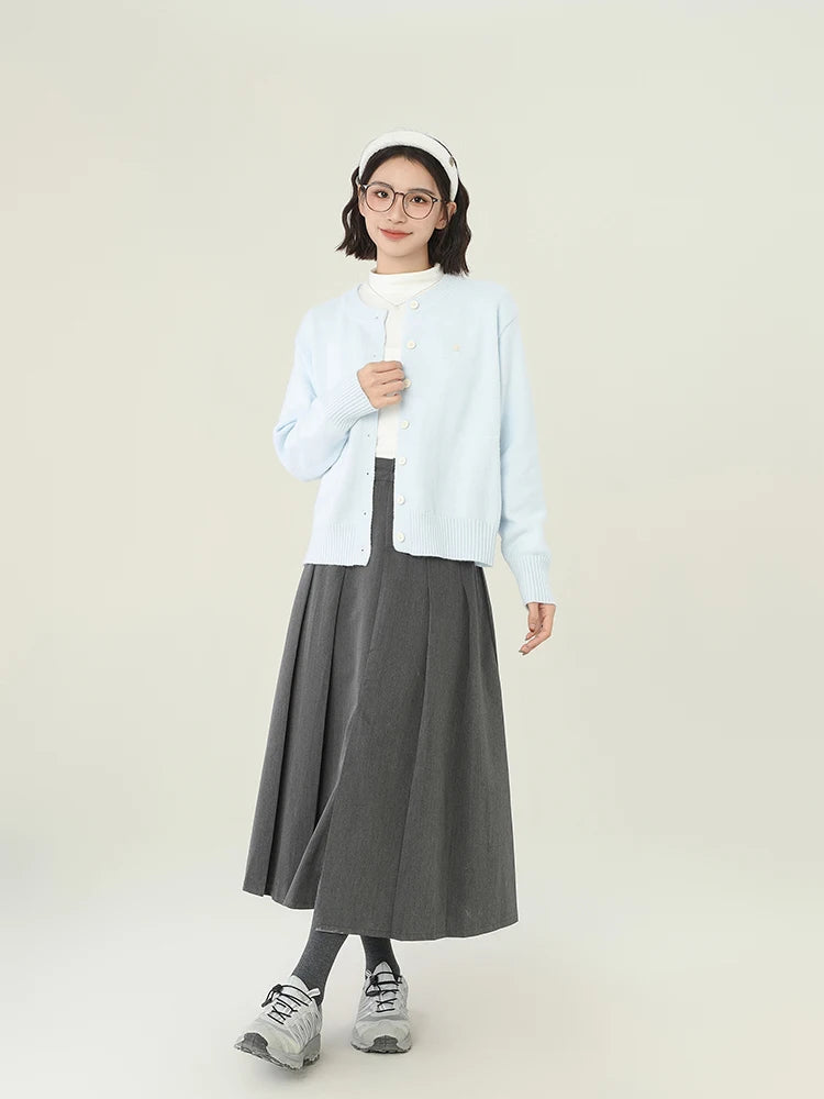 Gentle Style Knitted O Neck Sweater