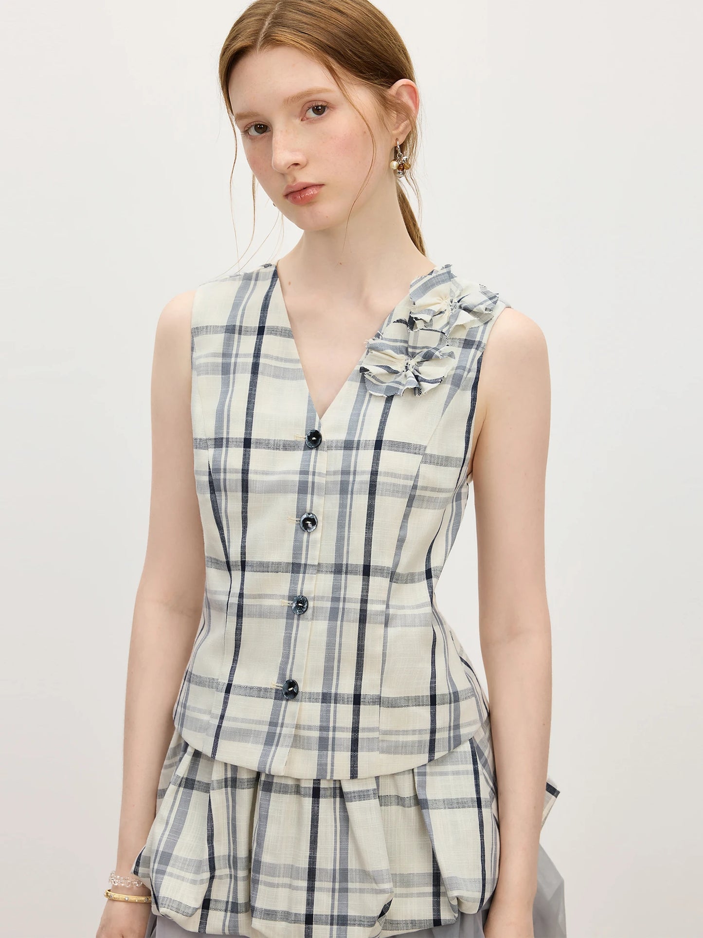 Chic Plaid Handmade Flower Bud T-Shirt