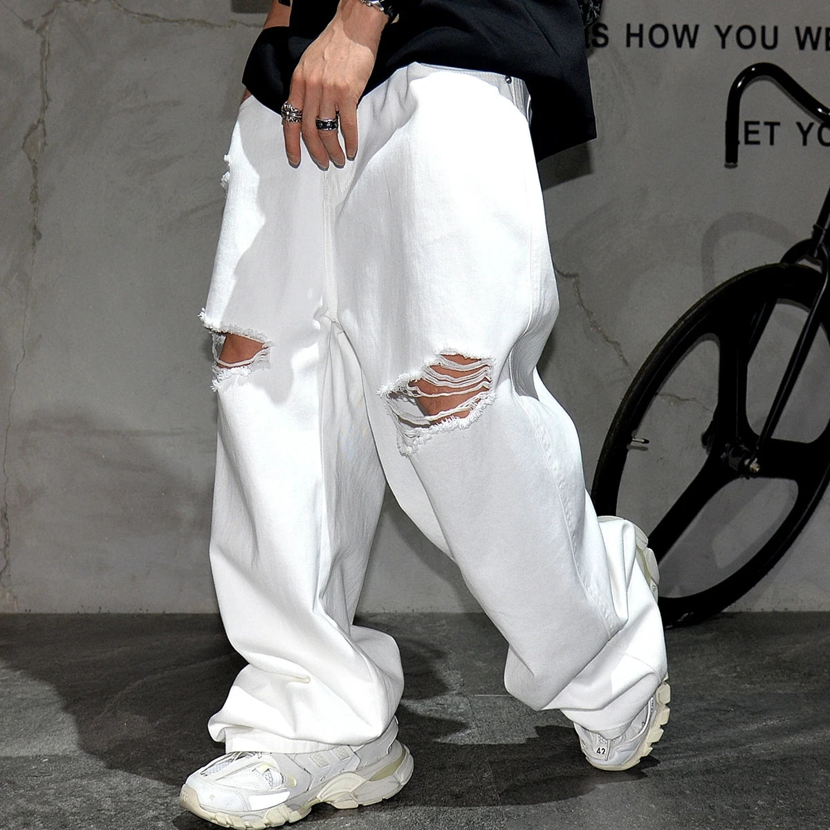 Premium White Ripped Baggy Jeans