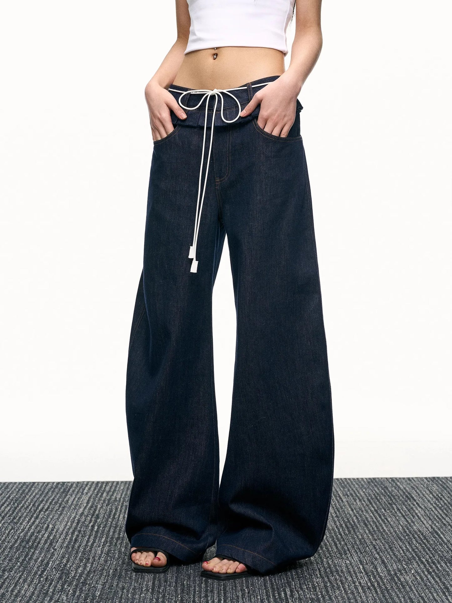 Retro Wide Leg High Waisted Jeans