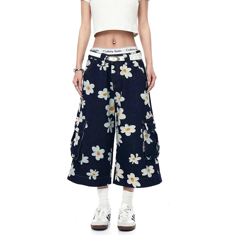Vintage Daisy Print Summer Straight Shorts