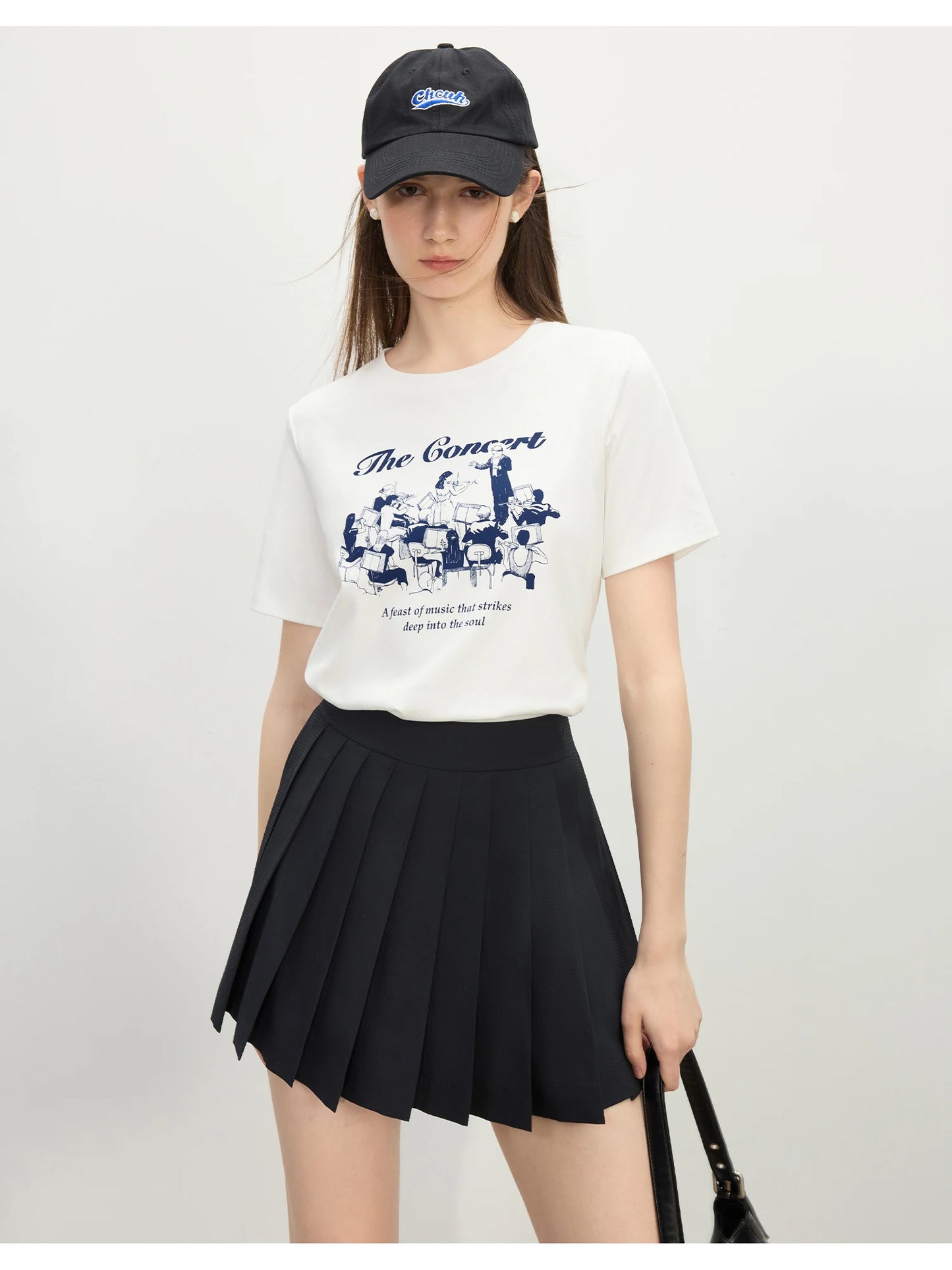 Chic Minimalist Pure Cotton Short-Sleeved T-Shirt