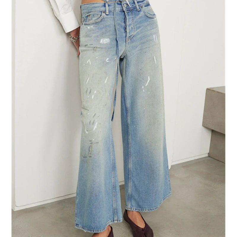 Vintage High Street Distressed Mom Jeans