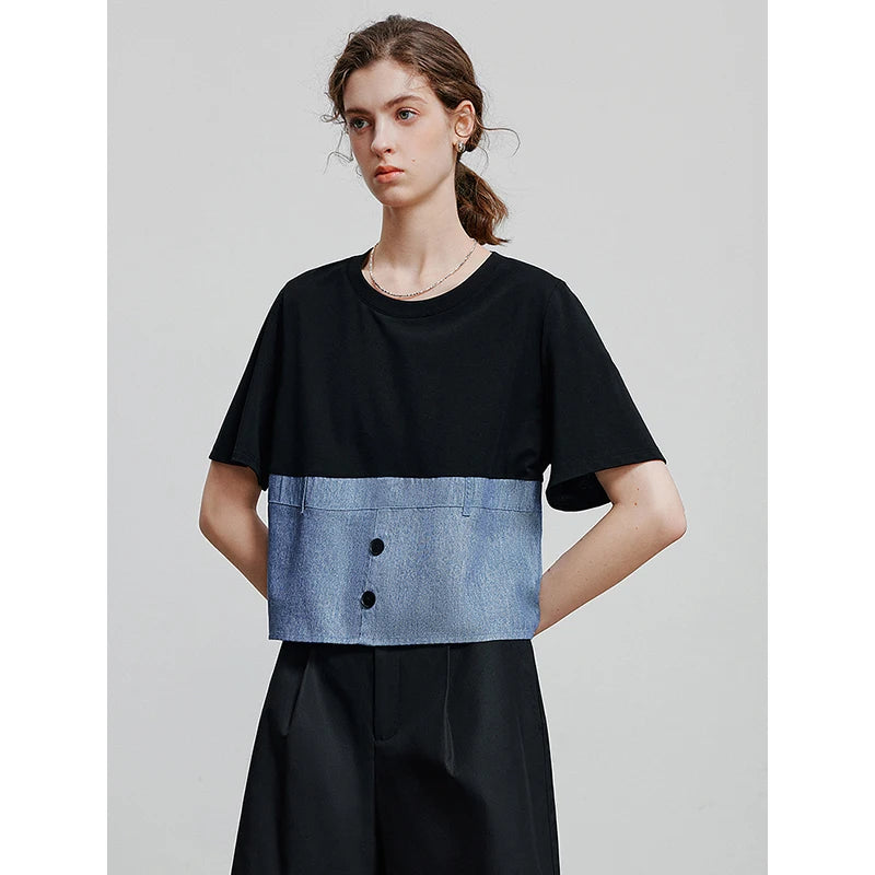 Stylish Women's Short-Sleeved T-Shirt