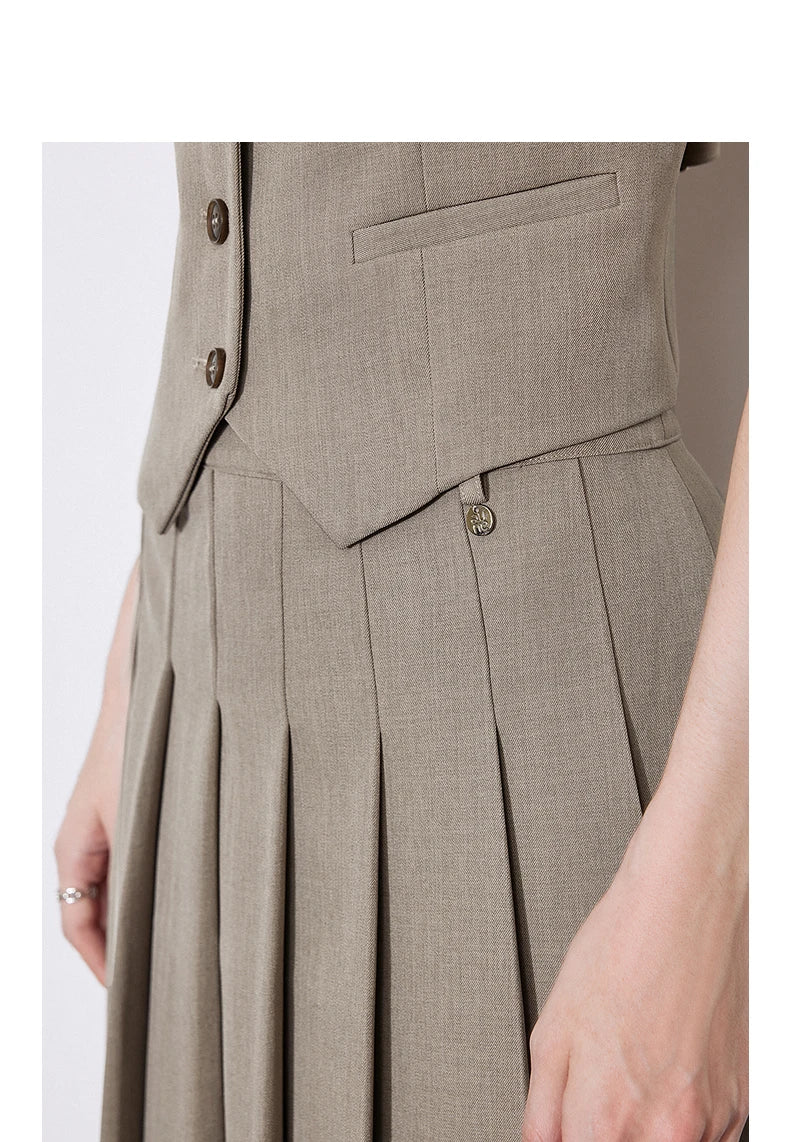 Chic Mid A-Line Pleated Skirt
