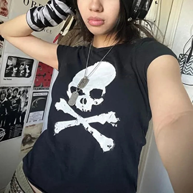 Gothic Skull Vintage Grunge Graphic T-Shirt
