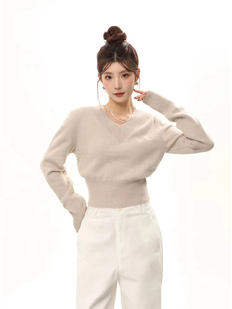 Versatile Retro V-Neck Knit Sweater