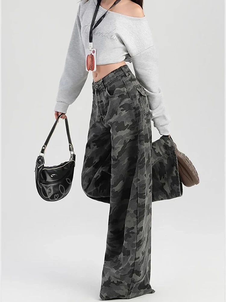 Vintage High Waist Baggy Camouflage Jeans