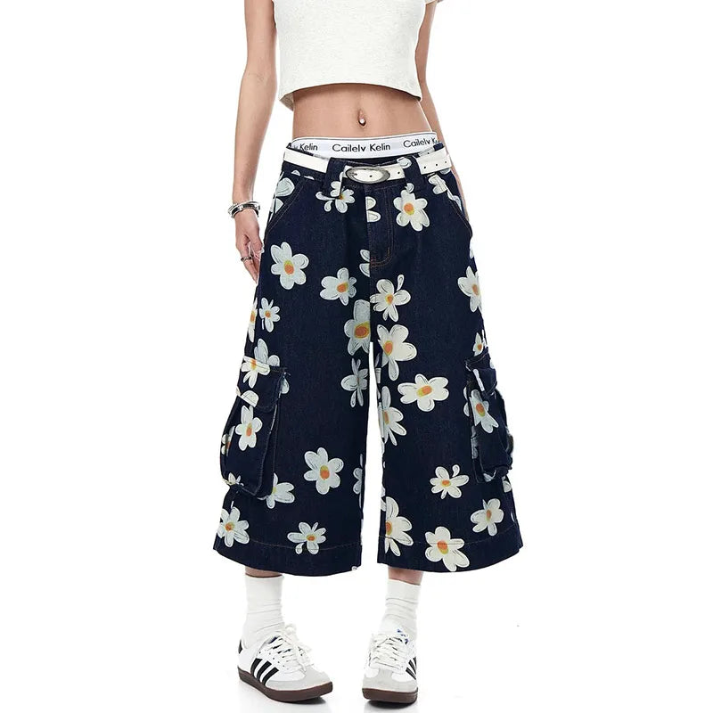 Vintage Daisy Print Summer Straight Shorts