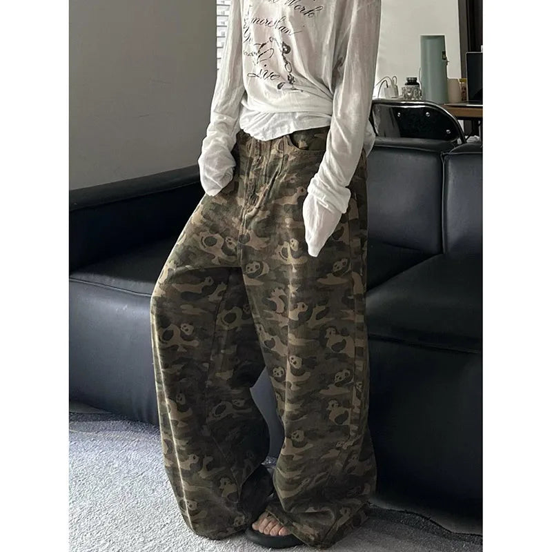 Vintage 90s Style Wide Leg Jeans