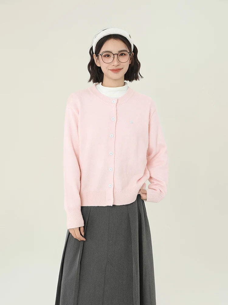 Gentle Style Knitted O Neck Sweater