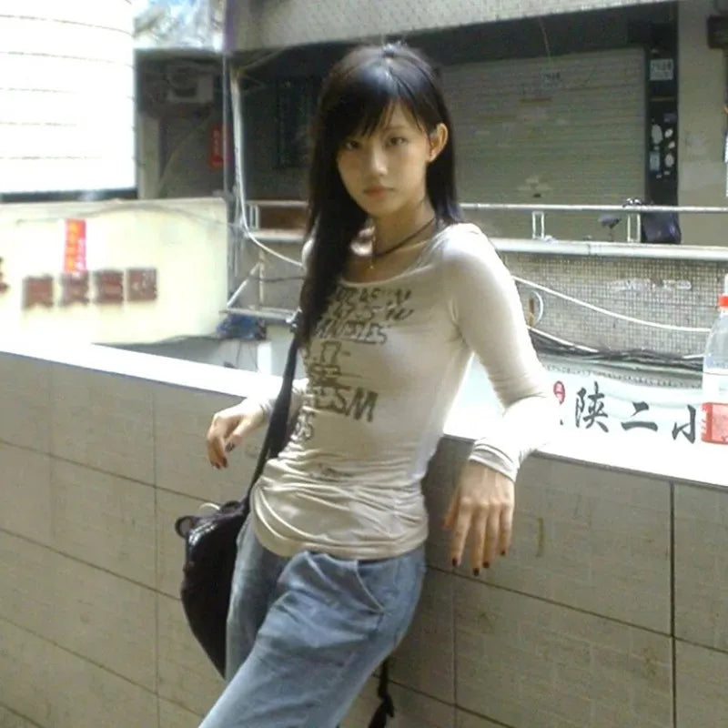 Vintage Japanese Y2K Letter Print T-Shirt