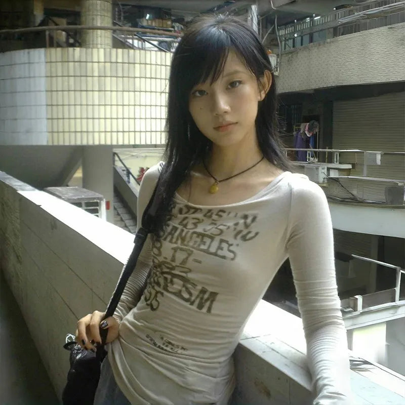 Vintage Japanese Y2K Letter Print T-Shirt