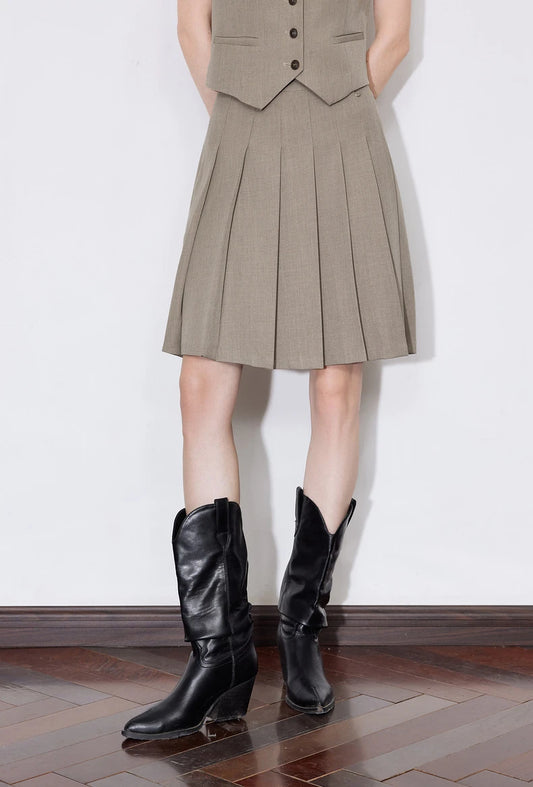 Chic Mid A-Line Pleated Skirt